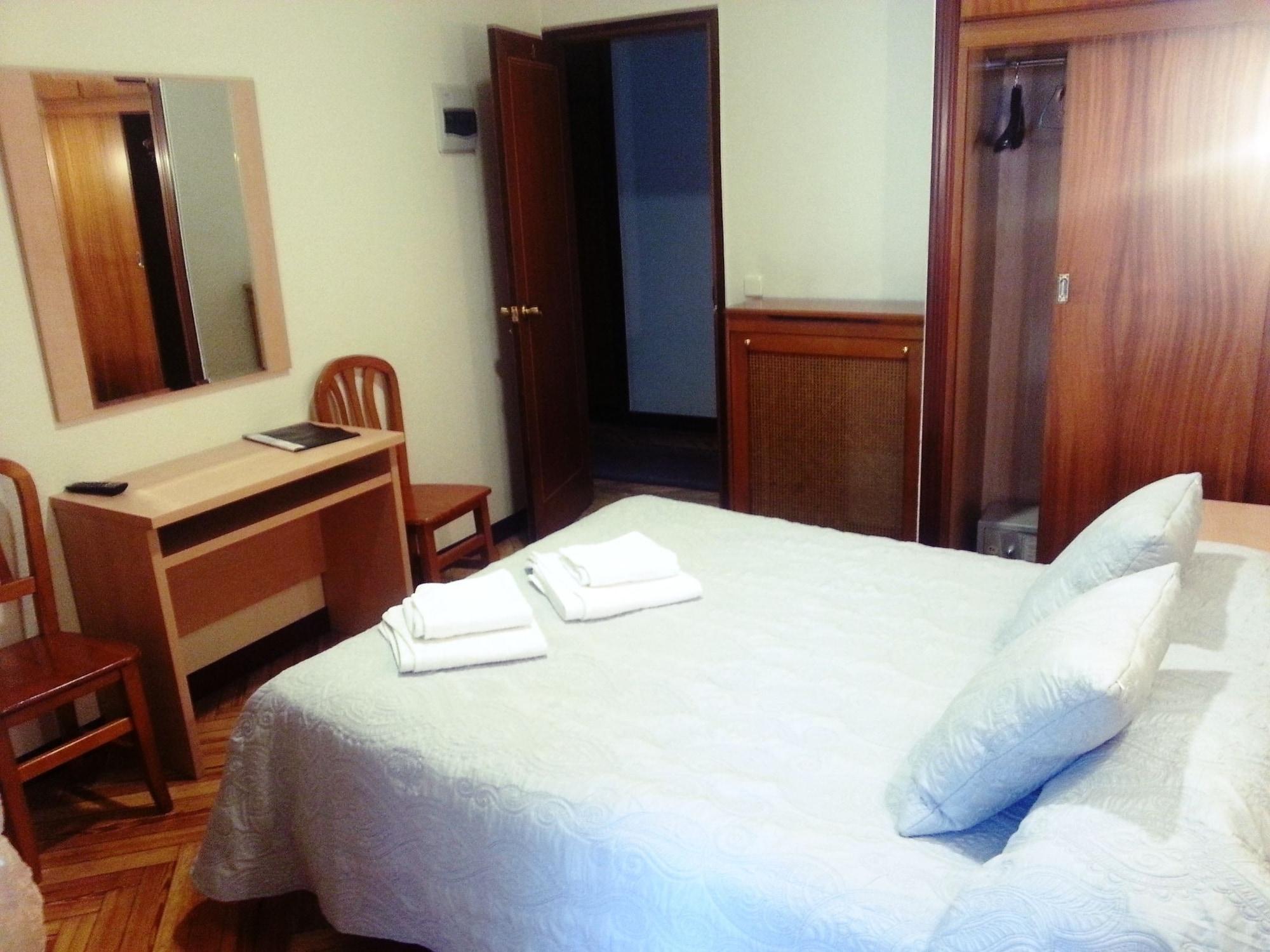Hostal Avenida Madrid Exterior foto